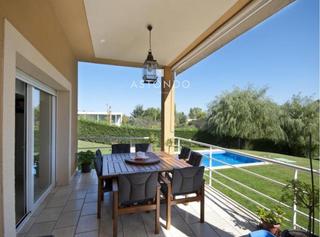 Chalet  Urogallo. Chalet independiente,inmejorable estado,piscina magnifica ubicac
