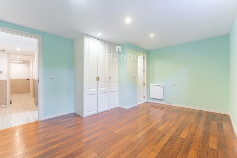 Foto b3d0b175-87ec-4fe0-bd4c-c1aa2107b500. Lloguer casa adossada amb calefacció aparcament piscina a Madrid