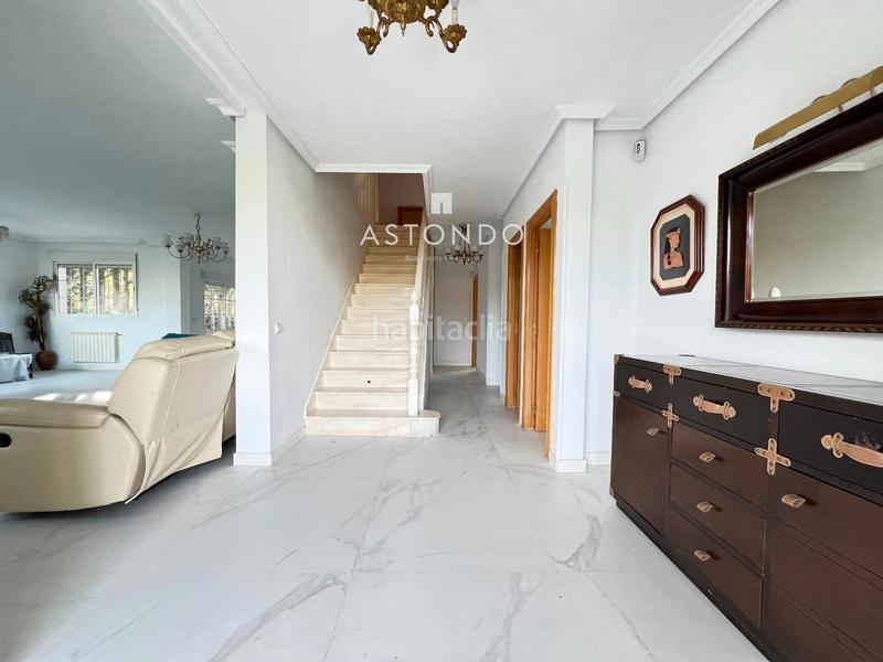 Foto 8a00541e-e5f0-4176-b7ca-36b5e6923682. Chalet con riscaldamento parcheggio piscina in Ciudalcampo