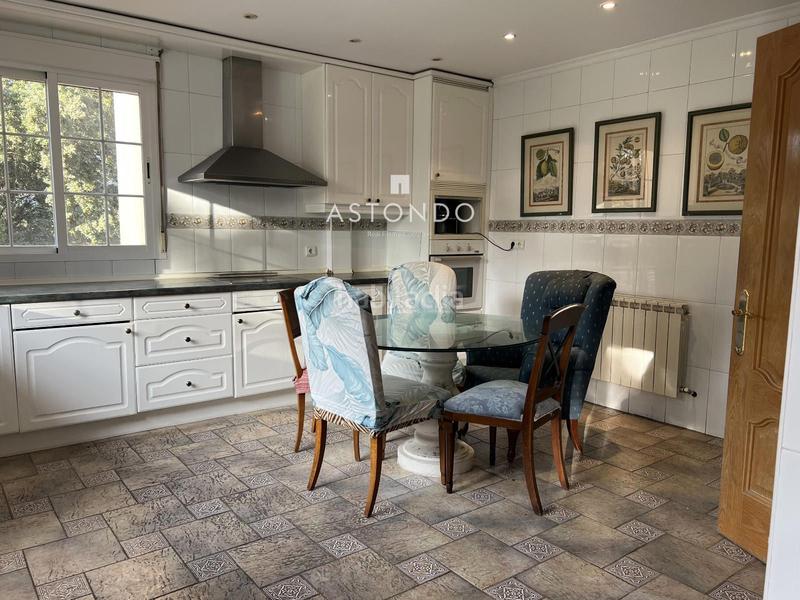 Foto cf6442fa-a7ca-428e-b8c4-9eec471d77b1. Chalet con riscaldamento parcheggio piscina in Ciudalcampo