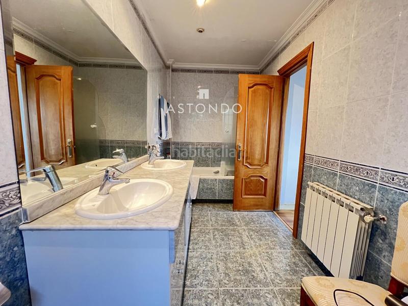 Foto db735f13-46e6-4e64-90a1-fa3ac47d65b0. Chalet con riscaldamento parcheggio piscina in Ciudalcampo