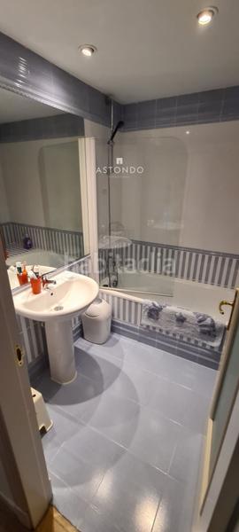 Foto 5daea25e-9268-4226-8043-5d172ef04992. Affitto casa a schiera con riscaldamento parcheggio piscina in Madrid