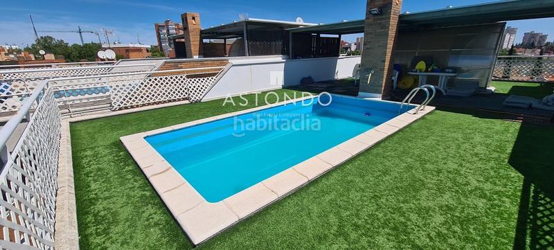Foto 918f8593-c4e7-46cf-9830-b29996ff5735. Lloguer casa adossada amb calefacció aparcament piscina a Madrid