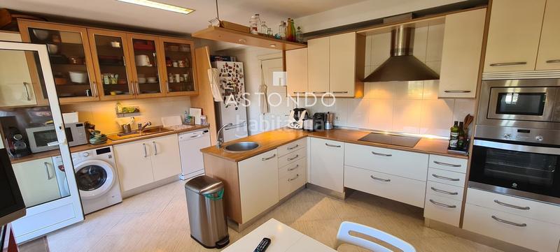 Foto 60d0d77b-a1e1-49d8-b5b9-2c0d19d40709. Location maison jumelée avec chauffage parking piscine dans Madrid