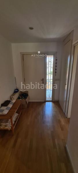 Foto 3215684f-6f84-42d8-9851-77fcda341d2a. Rent semi detached house with heating parking pool in Madrid