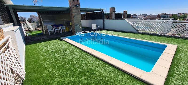 Foto c0158afd-7b5c-4234-870f-c72dbb8bca38. Rent semi detached house with heating parking pool in Madrid