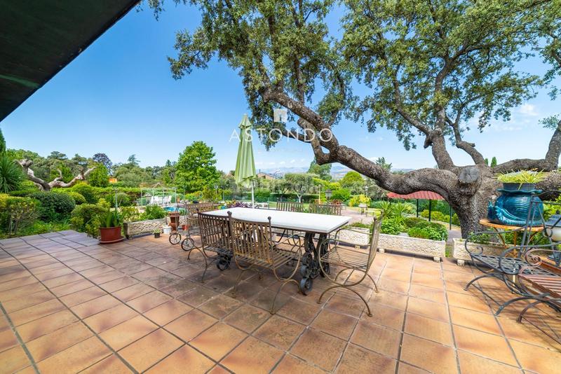 Foto 0ef909fa-d09e-48c9-b05d-5908f32c00c4. Chalet con riscaldamento parcheggio piscina in Ciudalcampo