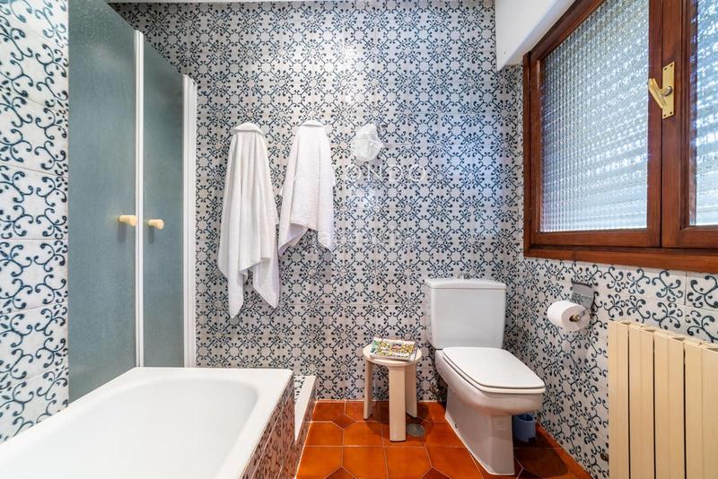 Foto 23352f31-9ac5-4c14-aca8-269f4cfa334c. Chalet con riscaldamento parcheggio piscina in Ciudalcampo