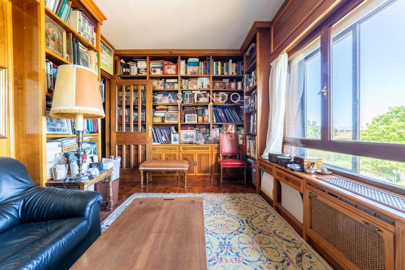 Foto 49ca3055-e7ad-43c8-a594-a2cd330bf024. Chalet con riscaldamento parcheggio piscina in Ciudalcampo