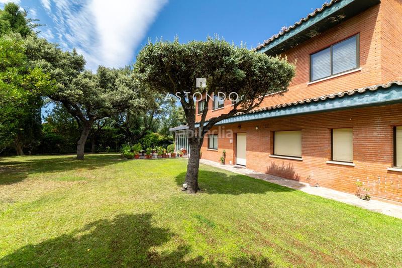 Foto 7c46a70f-6378-4e23-b577-663f98dc15f4. Chalet con riscaldamento parcheggio piscina in Ciudalcampo