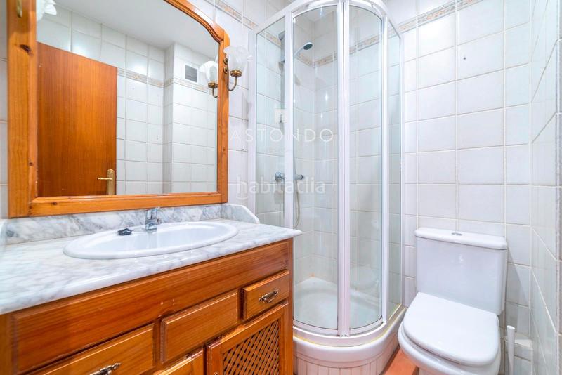 Foto bab2bdaa-b03f-4afa-b3a5-54477005a6d4. Rent flat with heating parking in Apóstol Santiago Madrid