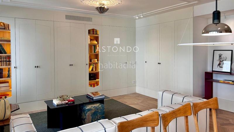 Foto dbba82bd-89b2-4b53-816a-9a7bbbc72af6. Alquiler piso precioso piso a estrenar en Recoletos amueblado de 2 dormitorios con garaje en Madrid