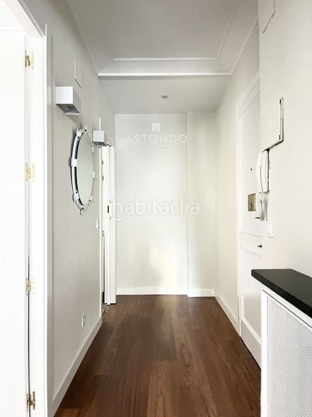 Foto 13014aab-f054-48b6-bafc-fe4cb6799023. Rent flat with heating parking in San Juan Bautista Madrid