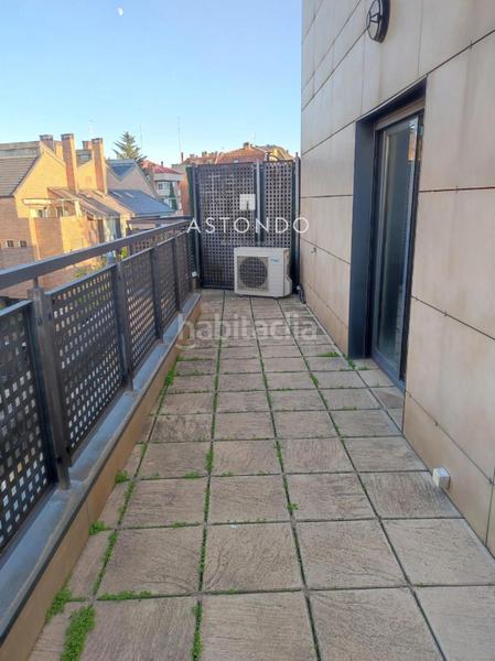 Foto 2b899e24-183a-410d-902d-25e0a4aa4e99. Location appartement avec chauffage parking piscine dans Madrid