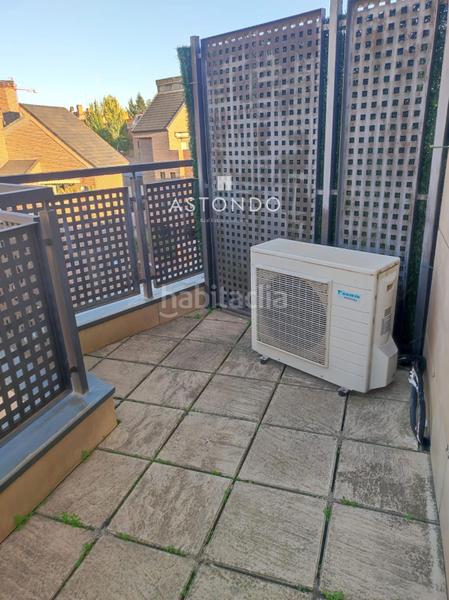 Foto b248368c-f8b8-4265-9317-b9037c9e1593. Location appartement avec chauffage parking piscine dans Madrid