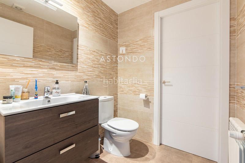 Foto 7972d49a-0a9f-4e5b-b61f-d2bcf2abe90b. Reihenhaus mit heizung parking pool in Cobeña