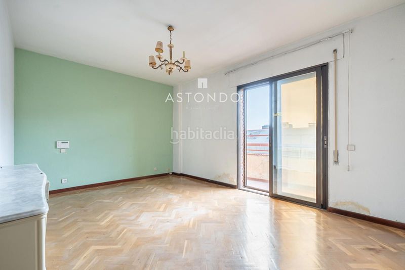 Foto 5ddaea0f-e605-4833-af1a-5206fef21b5f. Pis amb calefacció aparcament piscina a Colina Madrid