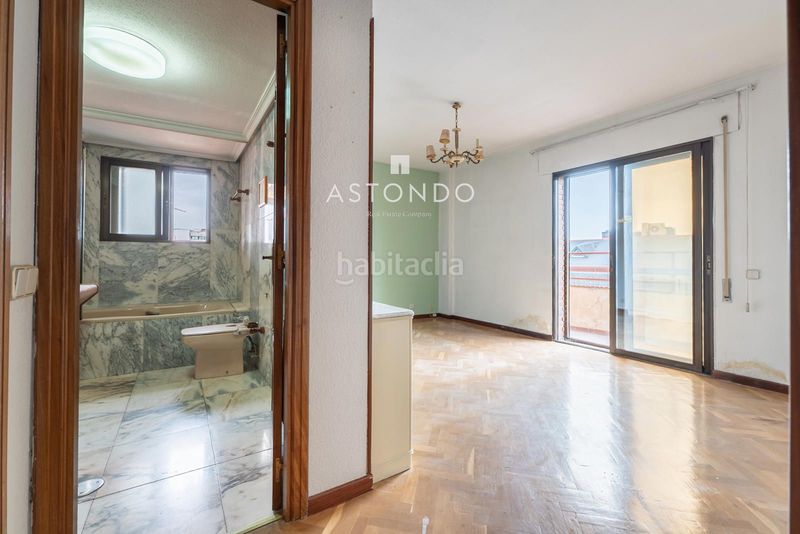 Foto 62bca930-31da-4c73-bcb3-74b6b9e54631. Pis amb calefacció aparcament piscina a Colina Madrid