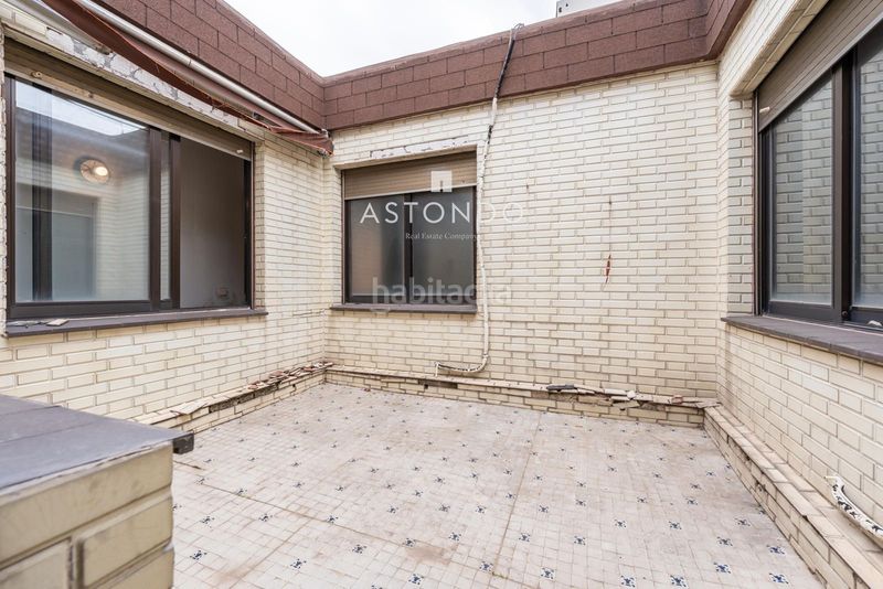 Foto eeae275f-8aca-4deb-a132-70107df15a15. Pis amb calefacció aparcament piscina a Colina Madrid