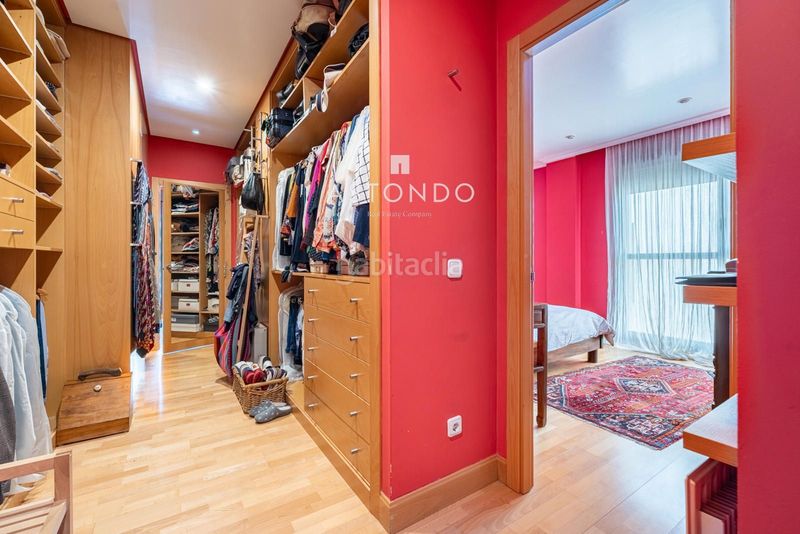 Foto e9c12240-2015-4922-b775-ed72344e6bd4. Casa adossada amb calefacció aparcament piscina a Madrid