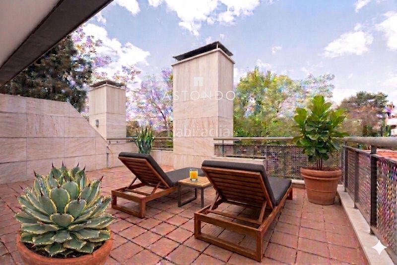 Foto ea00e530-6e1c-42d6-9c85-30e481bed94d. Casa adossada amb calefacció aparcament piscina a Madrid