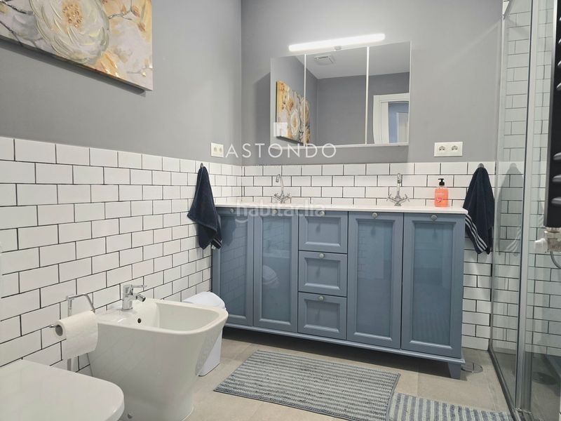 Foto 30d9cb49-d84b-48df-b929-7749a3b38fbb. Flat with heating parking pool in San Juan Bautista Madrid