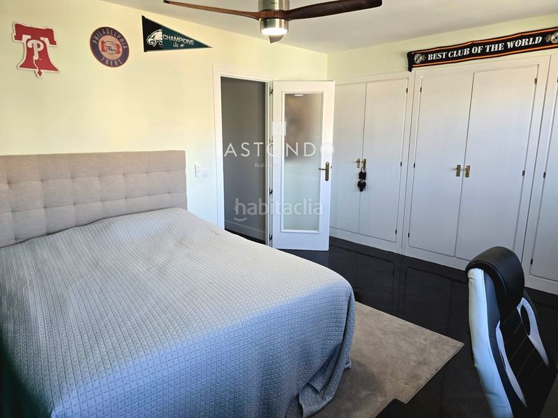 Foto 49fe249a-8bd6-4953-a46c-4a8af3de9129. Flat with heating parking pool in San Juan Bautista Madrid