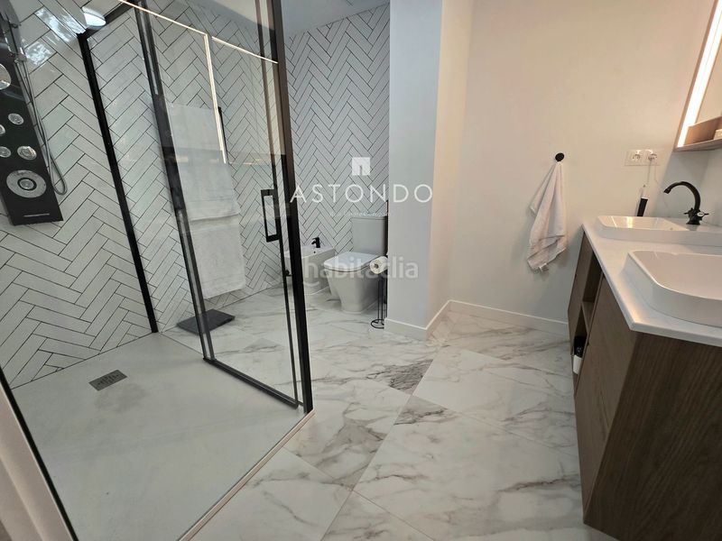 Foto 7fbfa2e2-de67-45ef-93b5-b430d9fc1fac. Flat with heating parking pool in San Juan Bautista Madrid