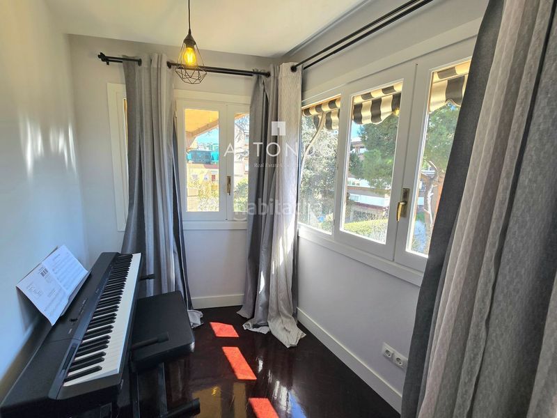 Foto 89bb73d1-5642-443e-b79e-34f787628d5f. Flat with heating parking pool in San Juan Bautista Madrid