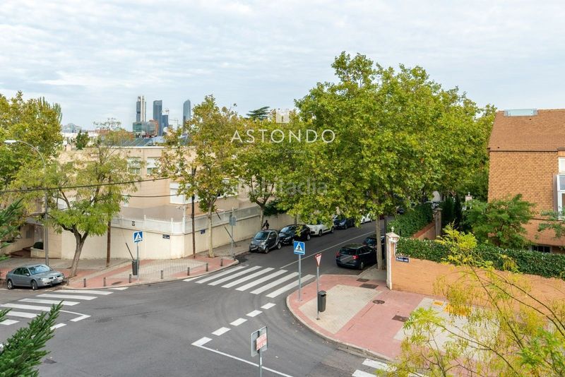 Foto 2da316b2-3a75-4cc0-b69a-b650e3b7299f. Lloguer pis amb calefacció aparcament piscina a Pinar del Rey Madrid