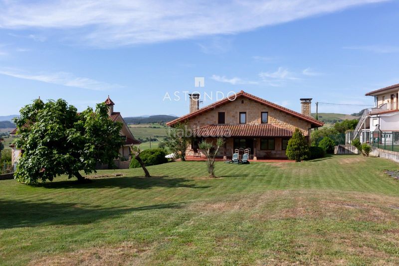 Foto 656e628f-d822-4d95-82db-b05eabc833a0. Casa amb calefacció aparcament a Ajo Bareyo