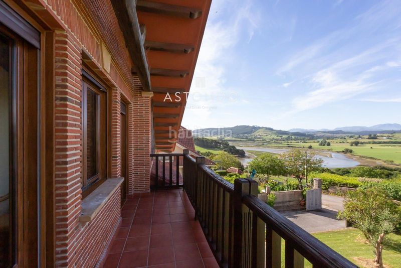 Foto 825db715-6399-4574-aad8-3f466c303ae3. Casa amb calefacció aparcament a Ajo Bareyo