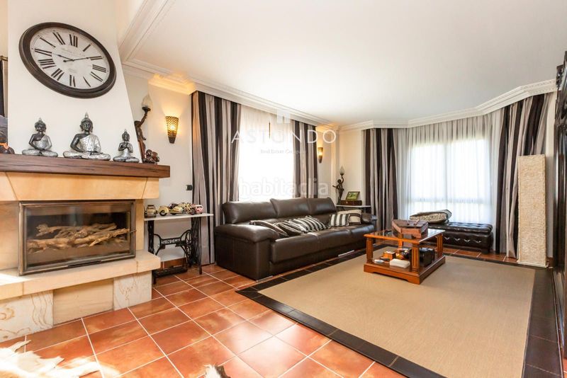 Foto b59bf051-4905-4261-a775-7e995479e8a5. Casa amb calefacció aparcament a Ajo Bareyo