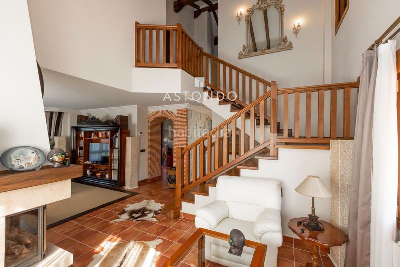 Foto b7794d2c-584c-4215-8005-21a953507c16. Casa amb calefacció aparcament a Ajo Bareyo