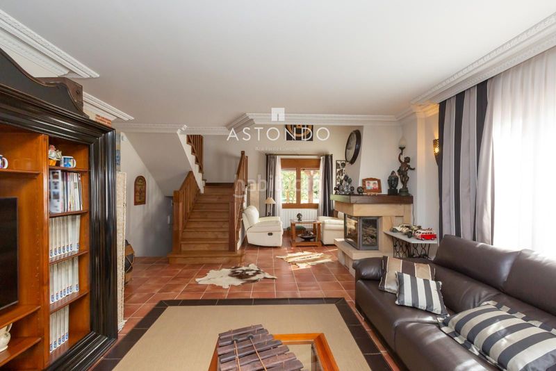 Foto fedd39c4-e881-441e-8788-39d47b638dcd. Casa amb calefacció aparcament a Ajo Bareyo