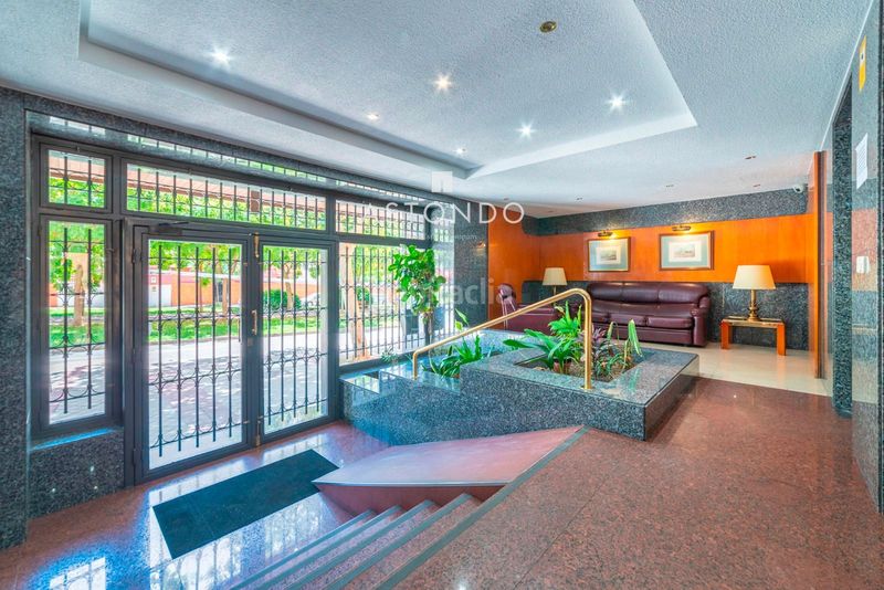Foto 3f59f67b-2218-4dd8-ac60-ed6a853e2627. Rent flat with heating parking in Apóstol Santiago Madrid
