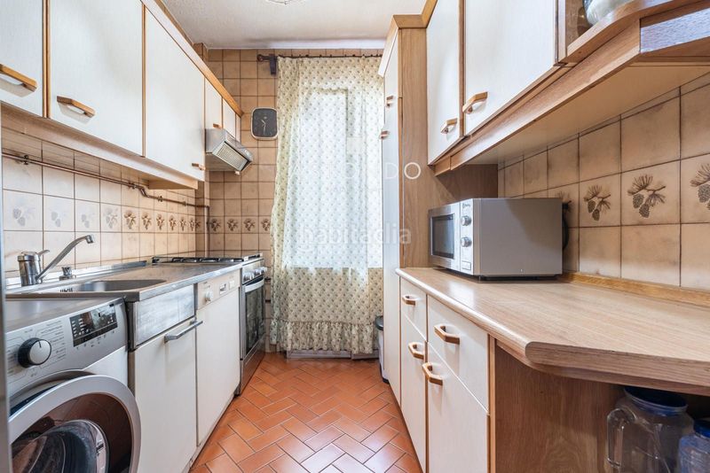 Foto 7853a7f8-f57e-4e25-adf3-09598d612e93. Etagenwohnung mit heizung in Castillejos-Cuzco Madrid