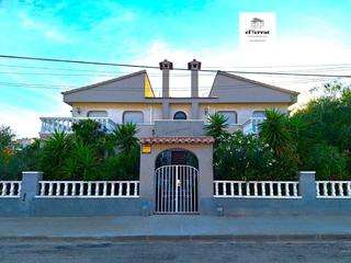 House in Pino Alto. Casa ideal inversores o familias numerosas.