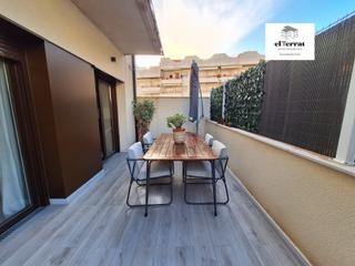 Flat  Catalunya. Piso en planta baja construido el 2024 con terraza y piscina a n