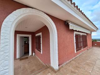 House in Catllar (El). Precioso chalet con impresionantes vistas, gran parcela y piscin