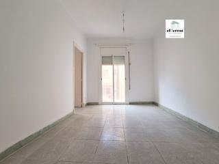 Pis  Verdaguer. Piso de 3 habitaciones en el centro de tarragona. plaça verdague