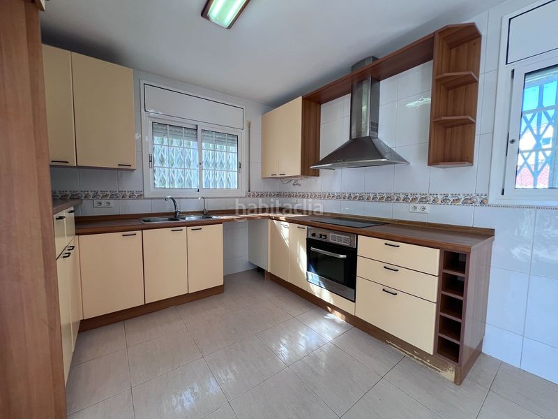 Foto ddc48f3e-2b3c-43b3-9c07-202246b8643a. Maison avec chauffage parking dans Catllar (El)