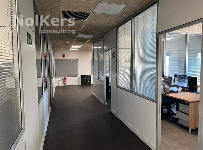 Foto ac971c5d-0d34-45fc-9ff0-12b445c2f094. Miete fabrikhalle mit heizung in El Pla Sant Feliu de Llobregat