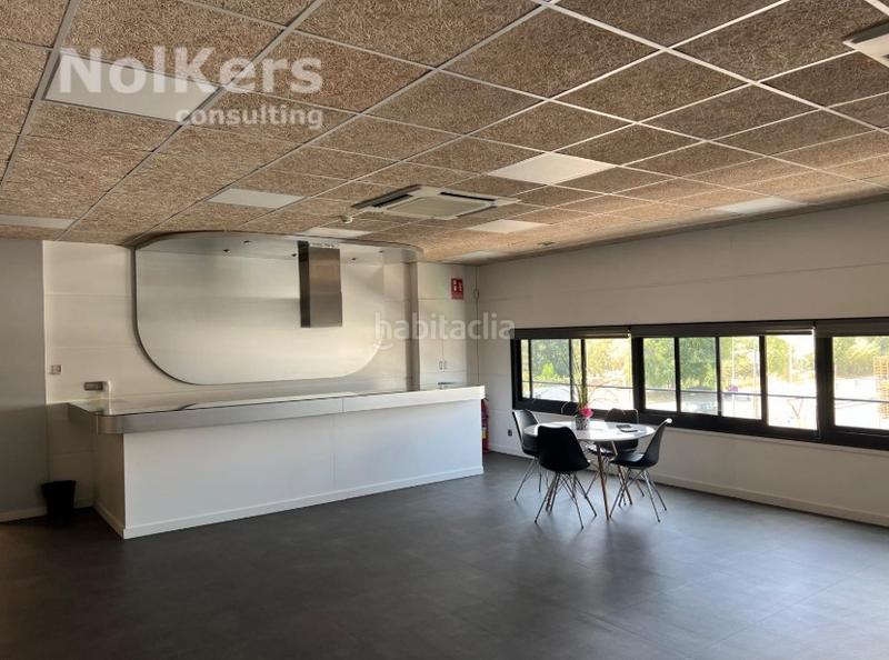 Foto e5b84d88-53b1-4fe2-8472-20549696b3e7. Miete fabrikhalle mit heizung in El Pla Sant Feliu de Llobregat