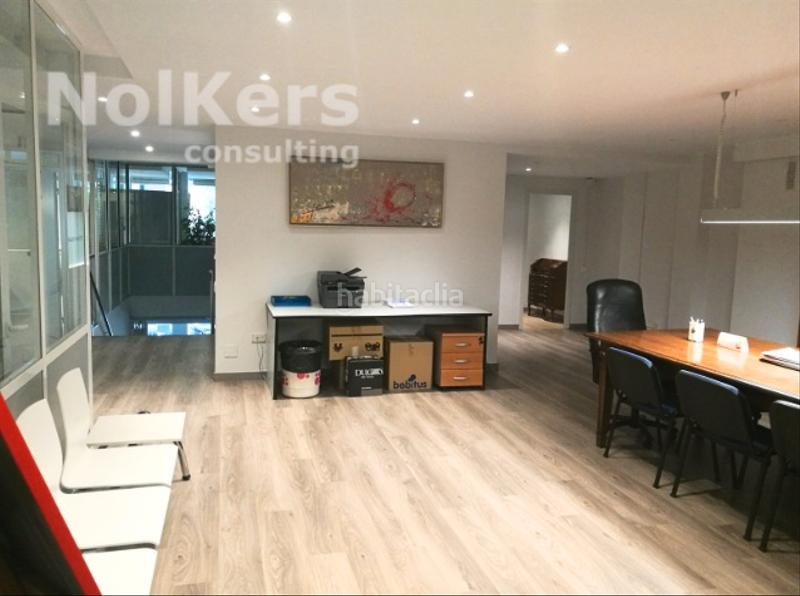 Foto 33ac3696-ba8f-4ade-82ad-9f4c52da6719. Office space with heating in Barri de les Corts Barcelona