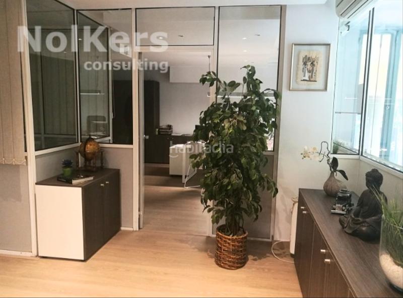 Foto 7c936478-1fc2-4acf-b45d-a318c27cbf68. Office space with heating in Barri de les Corts Barcelona