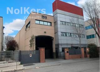 Lloguer Nau industrial a Granvia LH. Nave en alquiler en l' hospitalet de llobregat