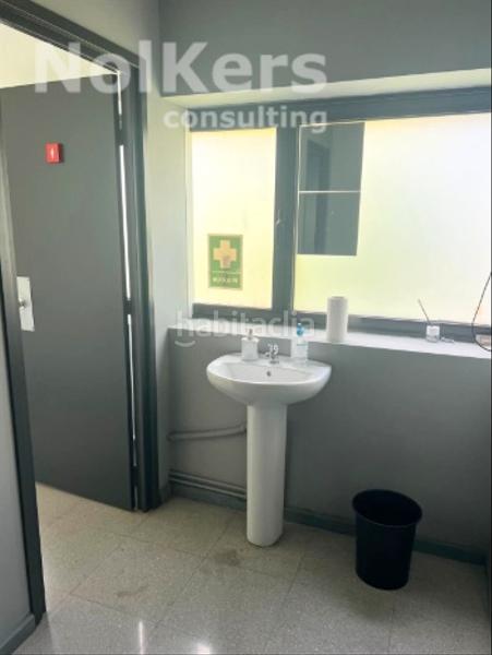 Foto 1d208bb4-0795-44a2-9b69-08f5cc4eb645. Rent industrial building with heating in Granvia LH Hospitalet de Llobregat (L´)