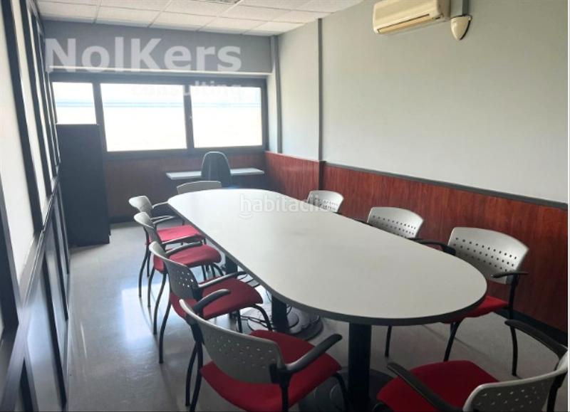 Foto 37cb08e1-d8c1-4443-bd85-0526a1f4806c. Rent industrial building with heating in Granvia LH Hospitalet de Llobregat (L´)