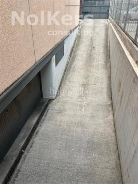 Foto 800eee2e-6b84-4782-885f-99fbc0dbfaf3. Rent industrial building with heating in Granvia LH Hospitalet de Llobregat (L´)